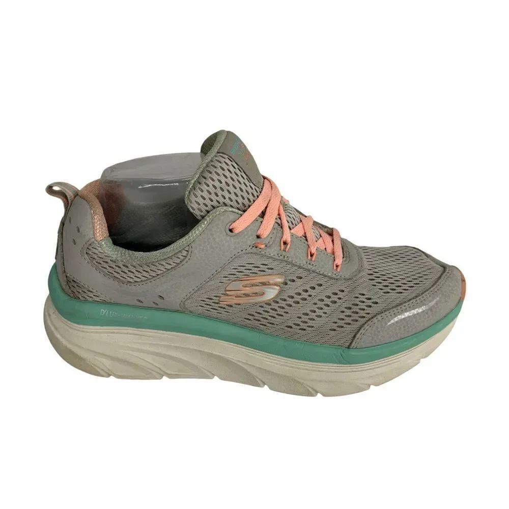 Women’s Skechers d lux sneakers size 7.5